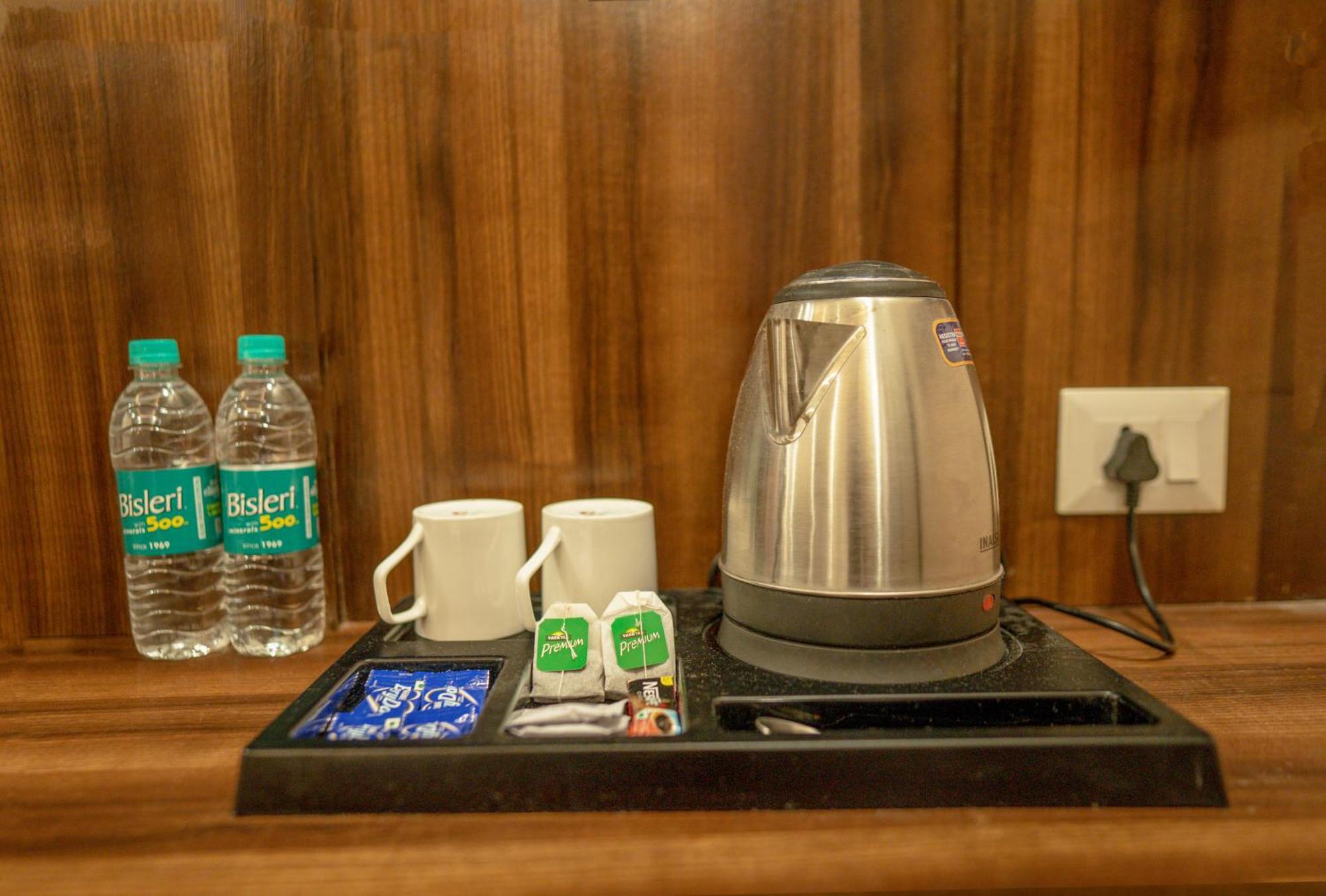 Hotel Vasdaa Grand Dehradun Bagian luar foto