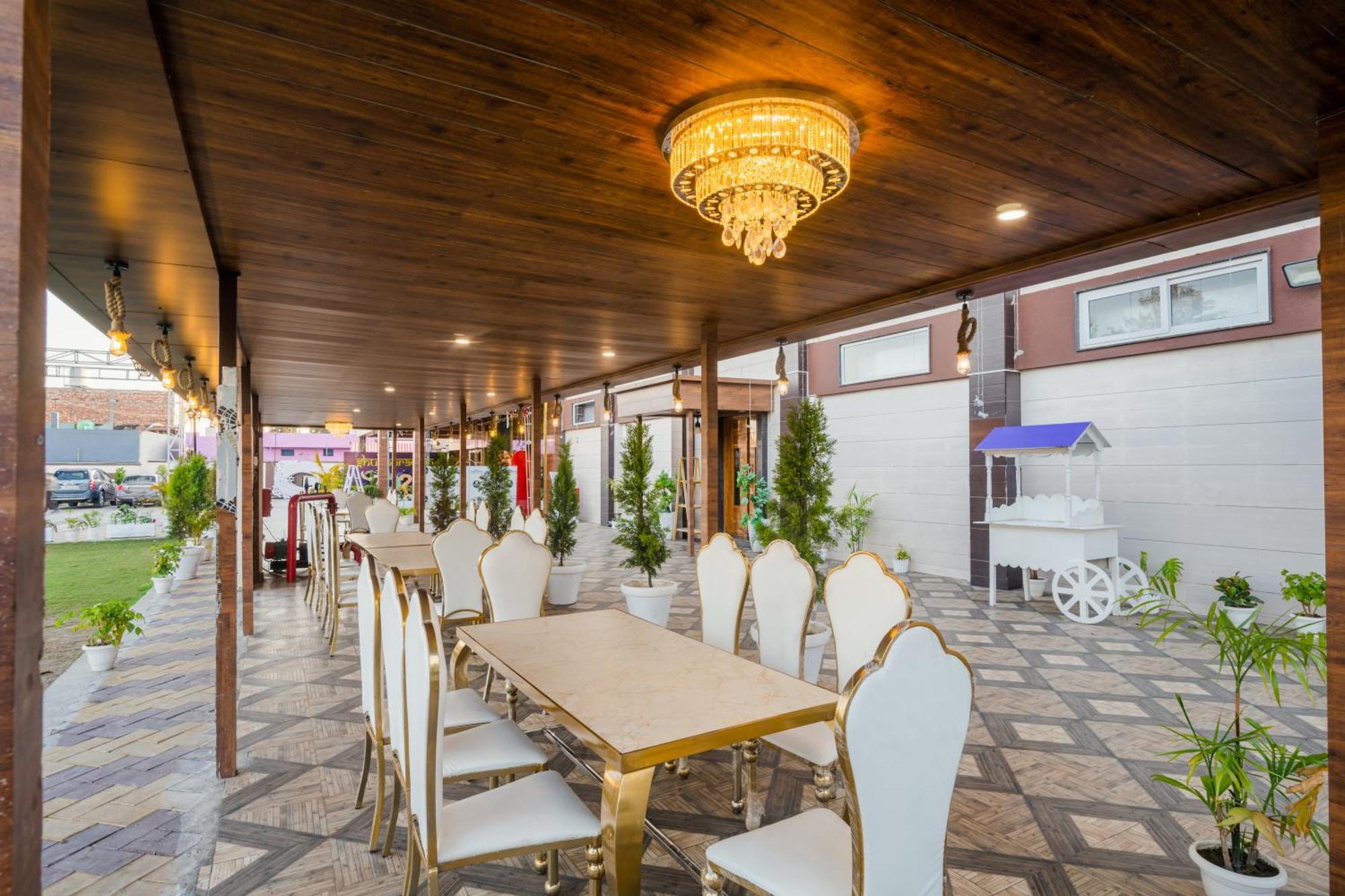 Hotel Vasdaa Grand Dehradun Bagian luar foto