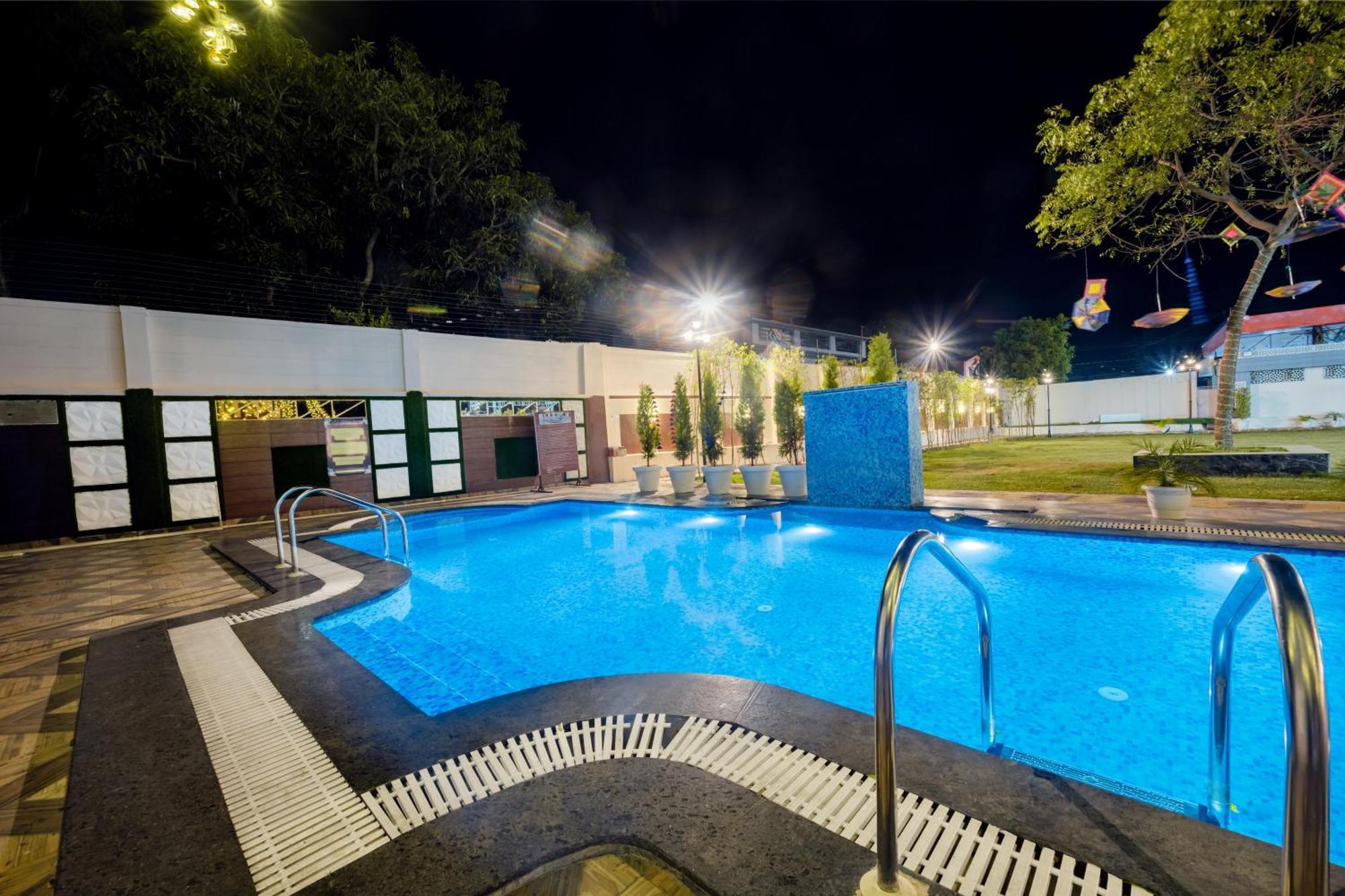 Hotel Vasdaa Grand Dehradun Bagian luar foto